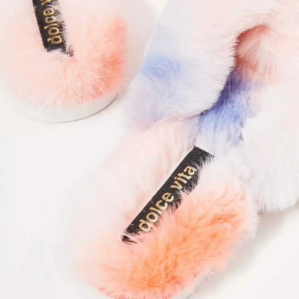 Dolce Vita Pillar Slippers